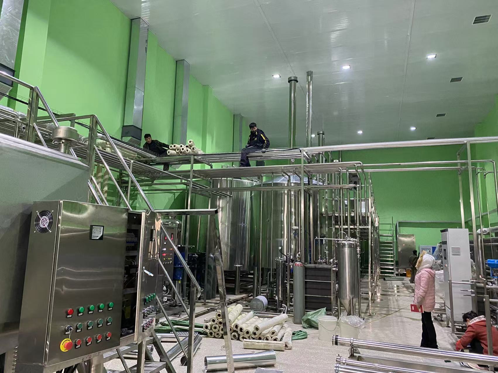 鹤山精酿啤酒设备厂—精酿啤酒设备制造：传承工艺与创新科技的交融